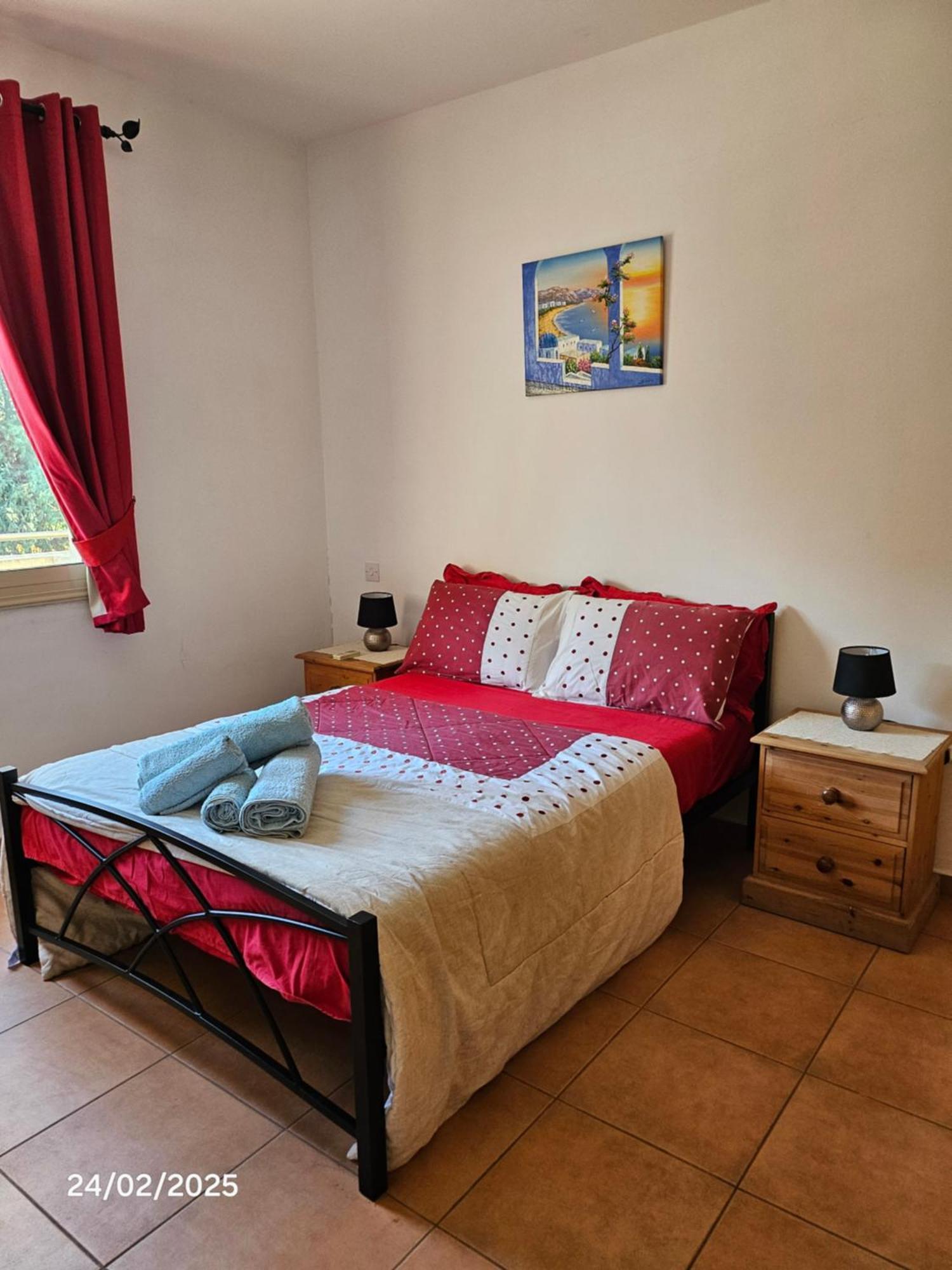 Paphos Holiday Home Esterno foto